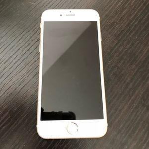 SOLD Like new rose gold iPhone 6 - 16GB sale! 📲